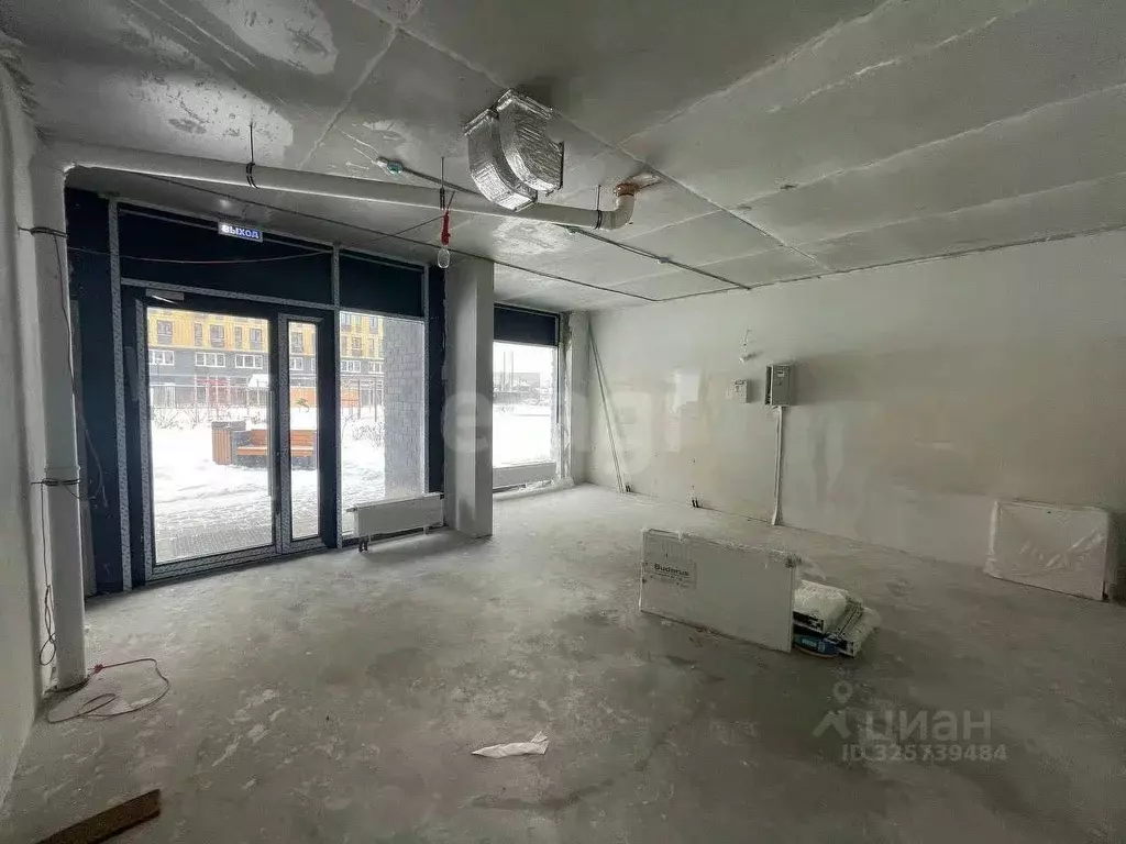 Торговая площадь в Тюменская область, Тюмень ул. Новоселов, 105 (37 м) - Фото 1