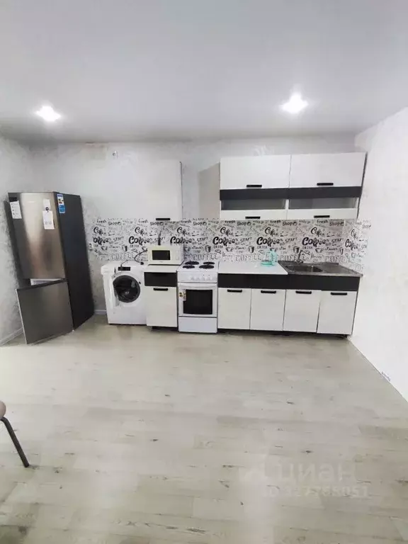 Студия Тамбовская область, Тамбов проезд Запрудный, 10 (42.7 м) - Фото 1