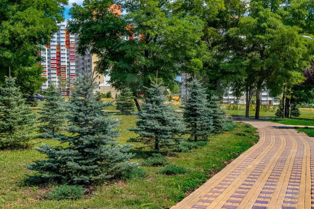 2-к. квартира, 65 м, 8/17 эт. - Фото 1