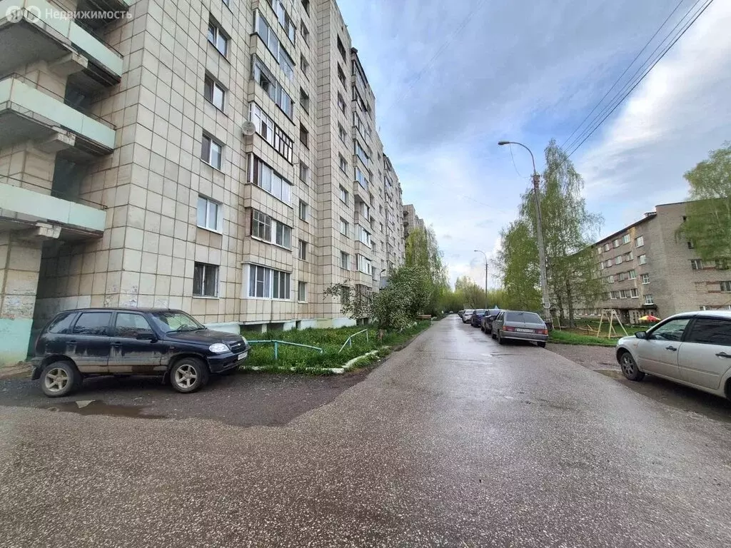 1-комнатная квартира: Краснокамск, улица 10-й Пятилетки, 5 (28 м) - Фото 0