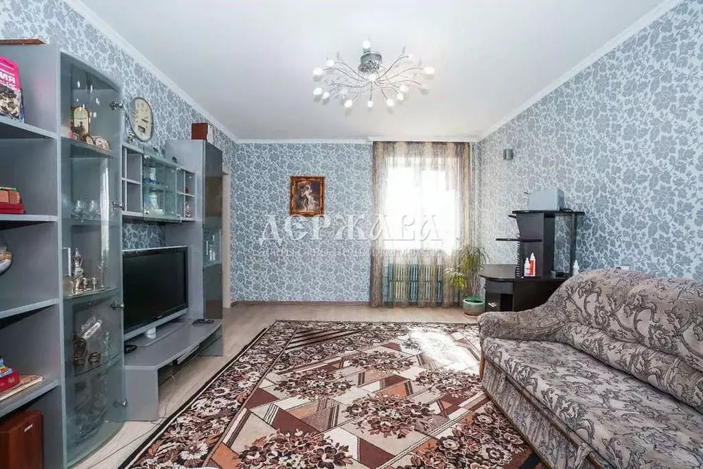 4-к кв. Белгородская область, Старый Оскол Дубрава мкр, 1 кв-л, 10 ... - Фото 1