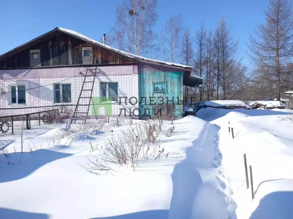 Дом в Хабаровский край, Вяземский район, с. Красицкое ул. Вольмера ... - Фото 0