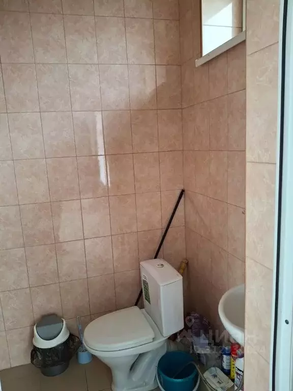 Помещение свободного назначения в Краснодарский край, Темрюк ул. ... - Фото 1