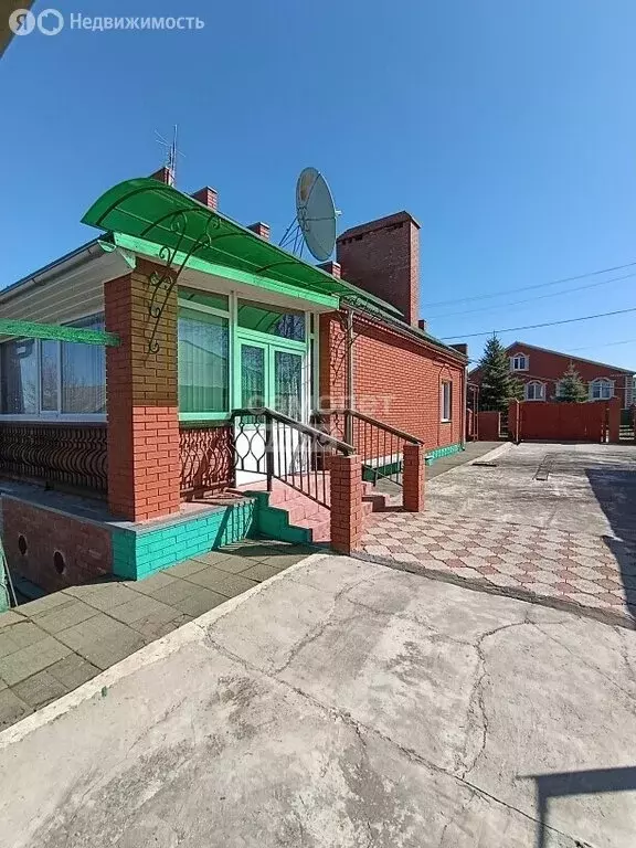 Дом в Октябрьский, улица Марата, 7 (80 м) - Фото 1