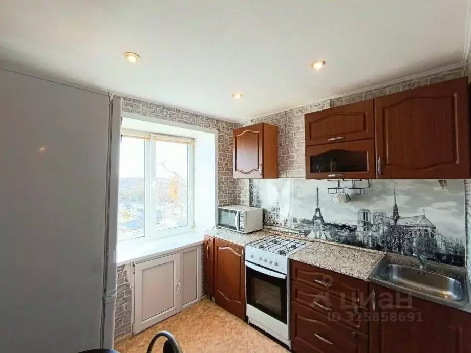 2-к кв. Пермский край, Березники ул. Ломоносова, 58 (44.1 м) - Фото 1