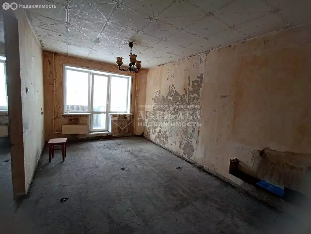 1-комнатная квартира: Междуреченск, улица Комарова, 12 (31 м) - Фото 2