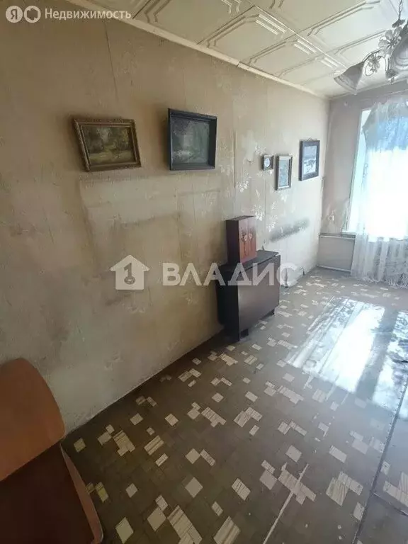 3-комнатная квартира: посёлок Акулово, 33 (55.8 м) - Фото 1