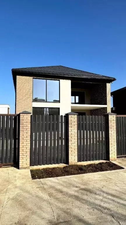 Коттедж в Краснодарский край, Краснодар ул. Имени Ивана Тушева, 27 ... - Фото 1