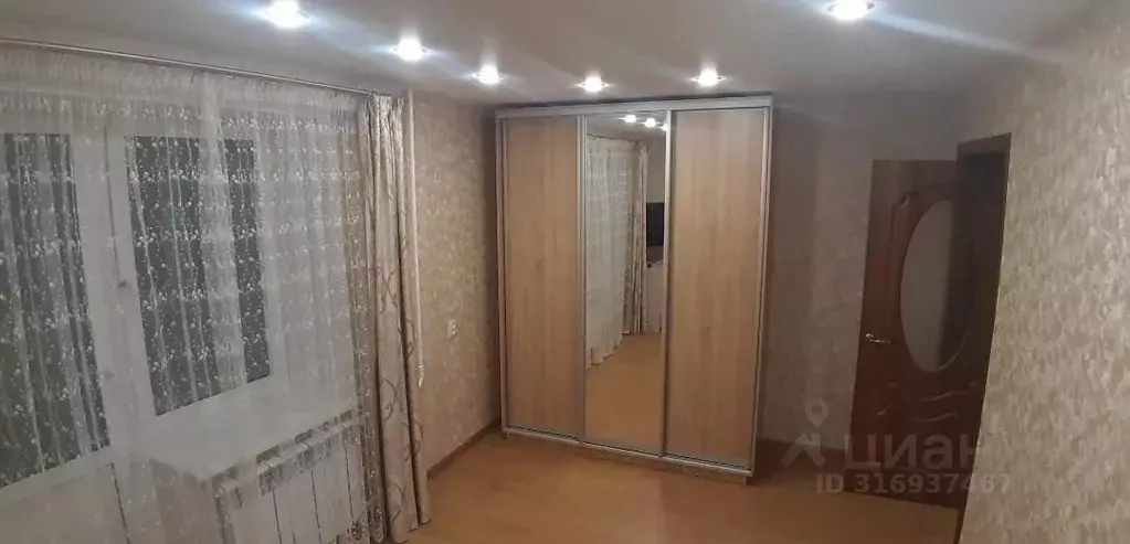 1-к кв. Кировская область, Киров Солнечная ул., 45 (37.0 м) - Фото 1
