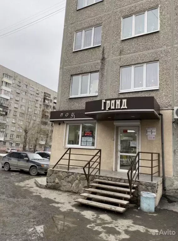 Торговая площадь в Свердловская область, Асбест ул. Мира, 11/1 (59 м) - Фото 1