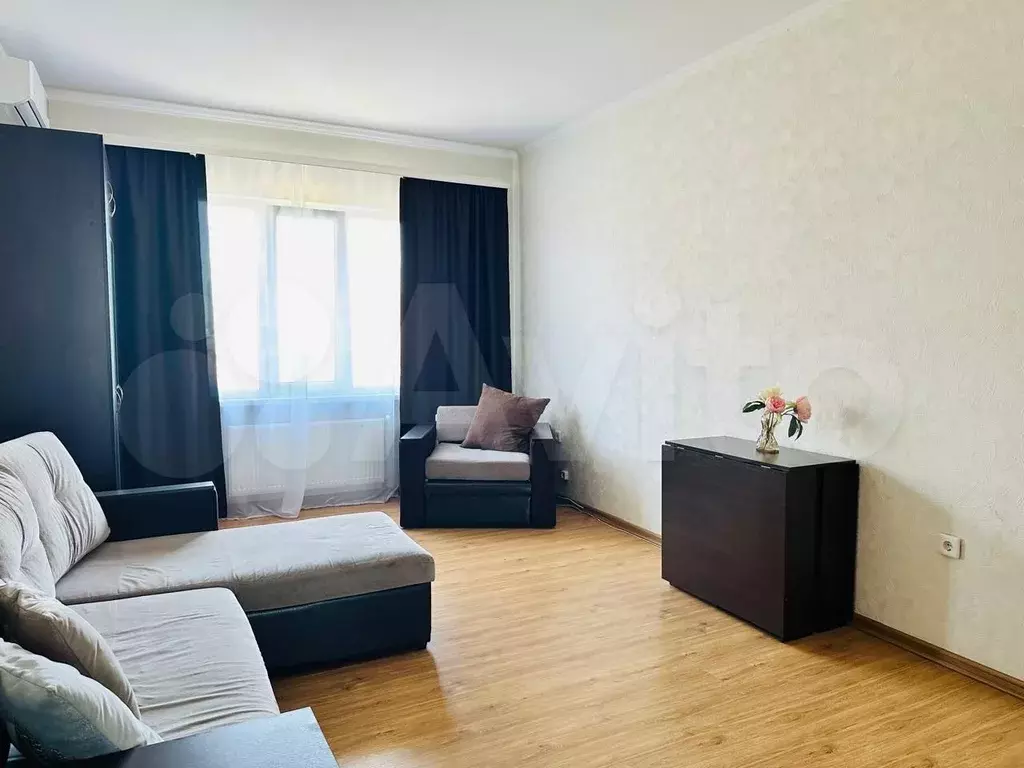 1-к. квартира, 45 м, 7/16 эт. - Фото 0