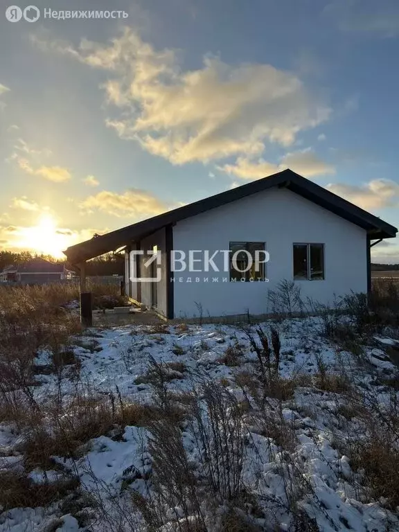 Дом в Ивановский район, Беляницкое сельское поселение, село ... - Фото 1