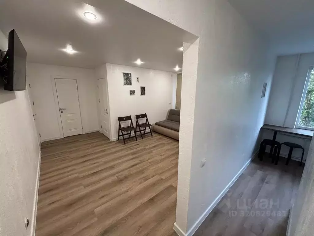 3-к кв. Воронежская область, Воронеж ул. Хользунова, 31 (53.0 м) - Фото 2