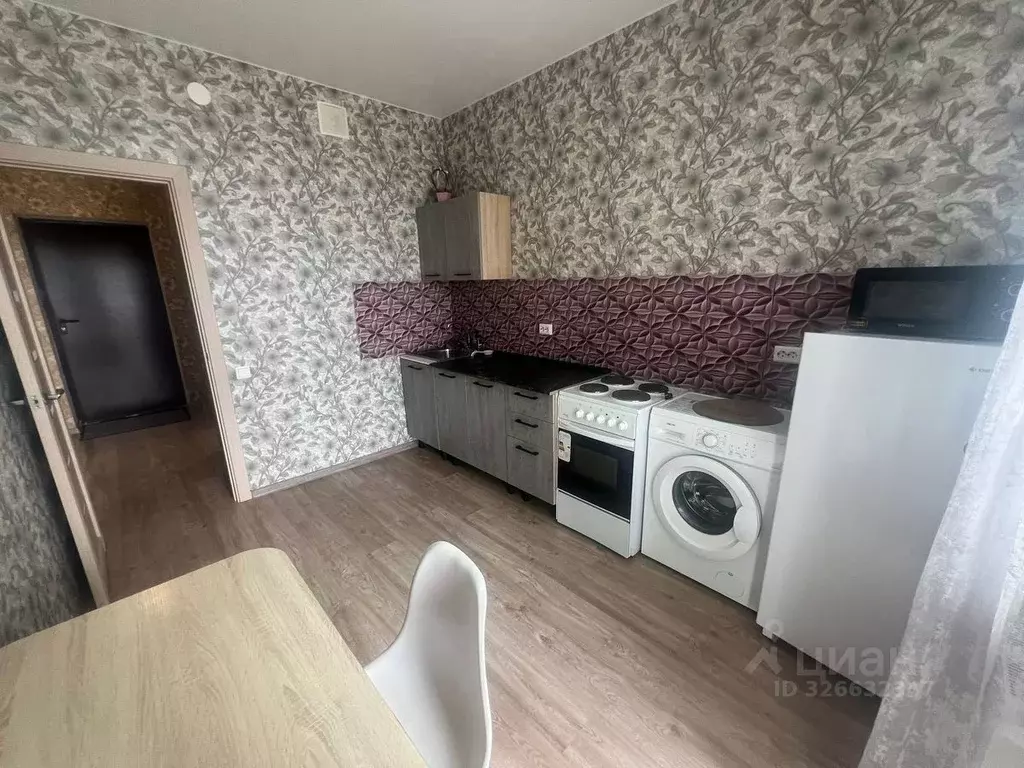 1-к кв. Крым, Симферопольский район, с. Мирное ул. Крымской Весны, 4к2 ... - Фото 1