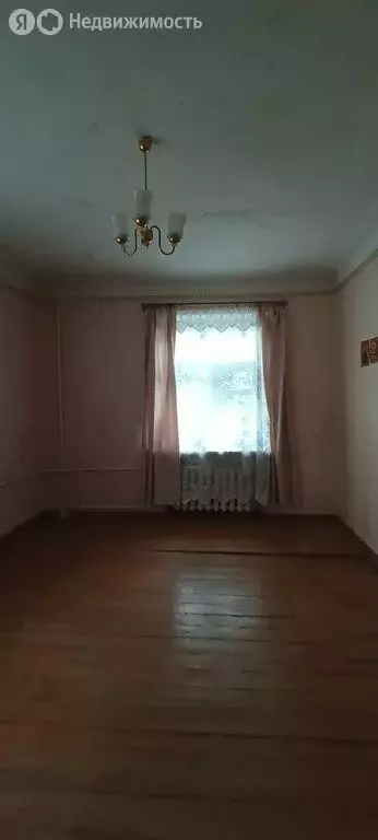 2-комнатная квартира: Каменск-Шахтинский, улица Ворошилова, 8 (58 м) - Фото 1