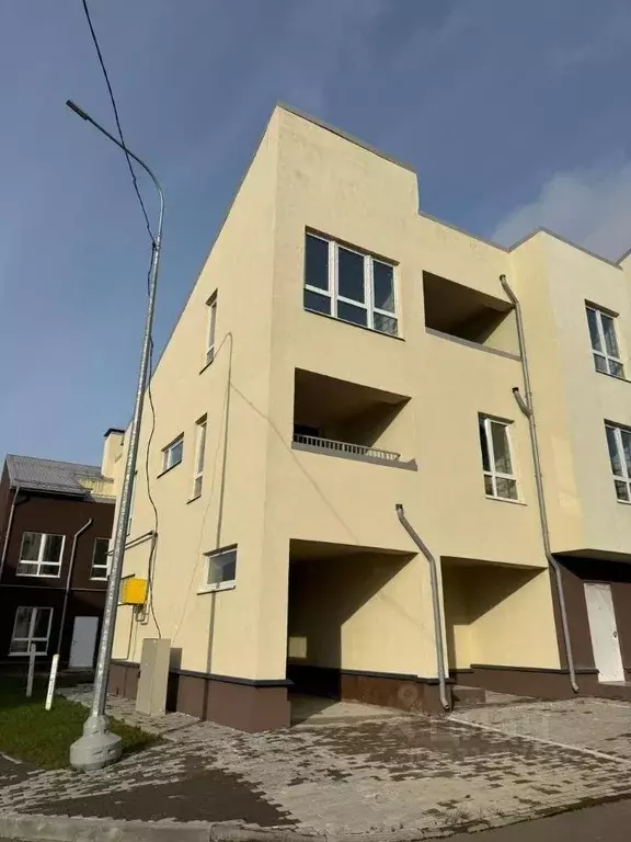 Таунхаус в Московская область, Химки городской округ, д. ... - Фото 1