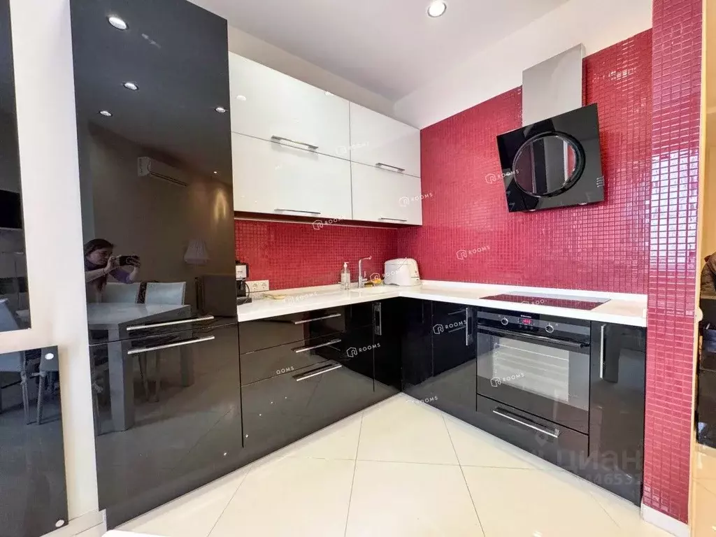 2-к кв. Тульская область, Тула ул. Вересаева, 10а (79.0 м) - Фото 1