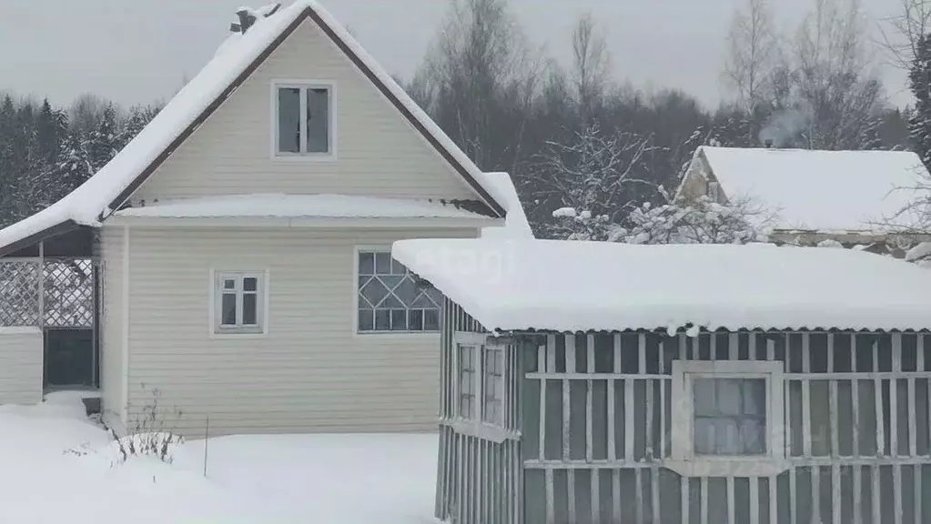 Дом в Ленинградская область, Киришский район, Будогощское городское ... - Фото 0