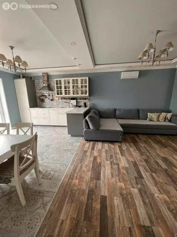 Дом в станица Динская, Красная улица (120 м) - Фото 1