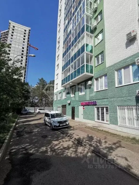 Помещение свободного назначения в Татарстан, Набережные Челны просп. ... - Фото 1