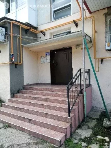 3-комнатная квартира: Туапсе, улица Шаумяна, 11 (60 м) - Фото 0