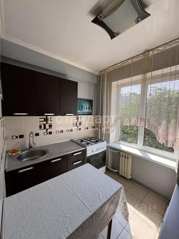 3-к кв. Ставропольский край, Ессентуки ул. Долина Роз (47.8 м) - Фото 1