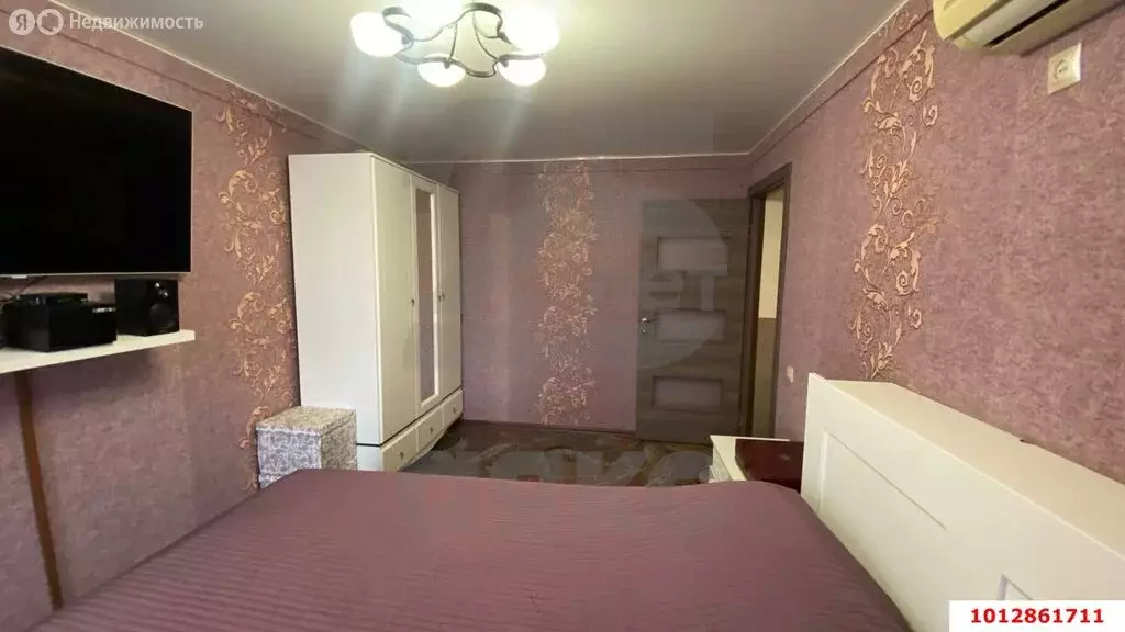 3-комнатная квартира: Краснодар, Ставропольская улица, 221 (58.9 м) - Фото 0