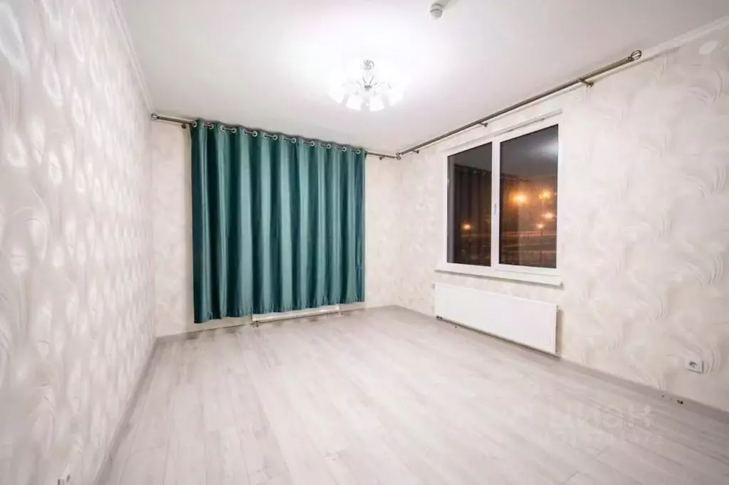 3-к кв. Санкт-Петербург пос. Шушары, Школьная ул., 15 (87.0 м) - Фото 0