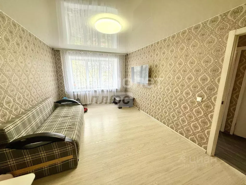 2-к кв. Свердловская область, Серов ул. Ленина, 149 (44.5 м) - Фото 0