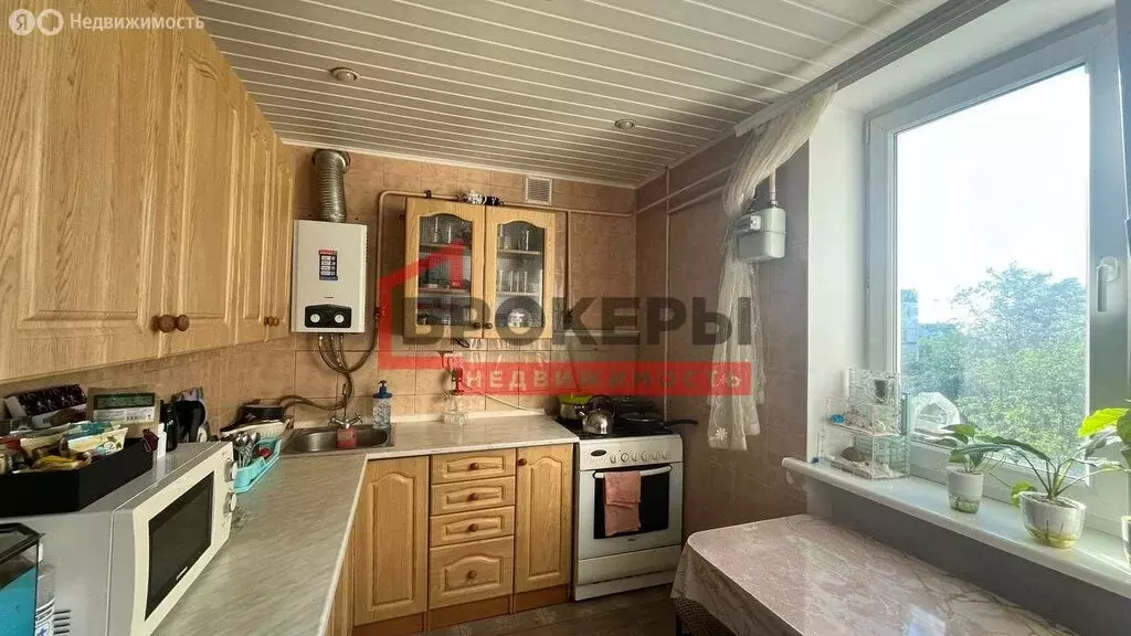 3-комнатная квартира: Севастополь, улица Генерала Хрюкина, 3 (67.8 м) - Фото 0