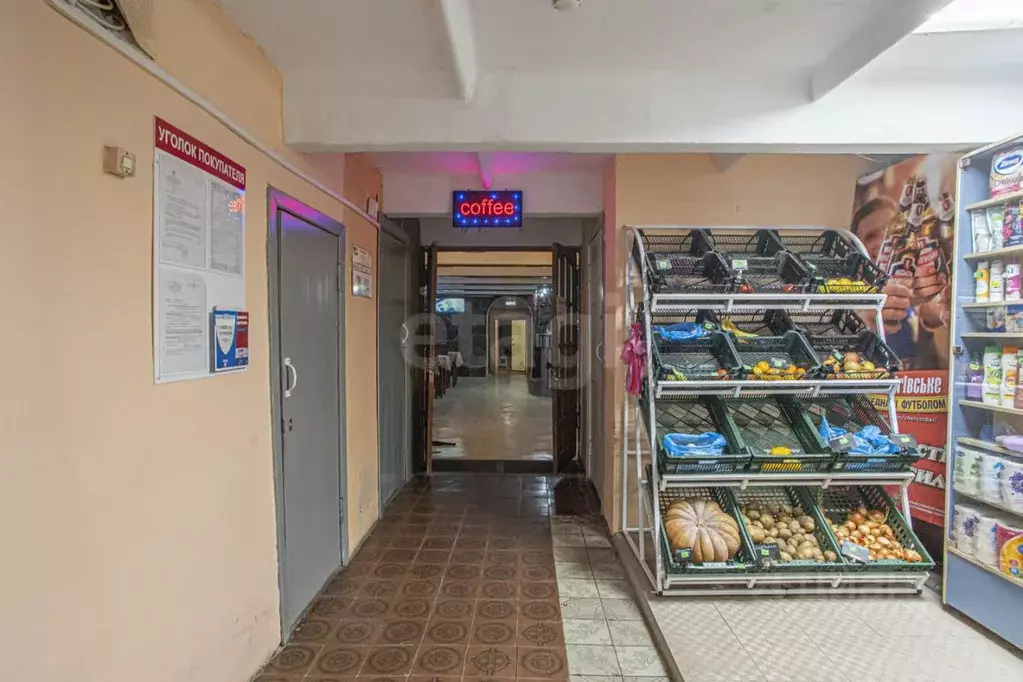 Торговая площадь в Севастополь ул. Кожанова, 1 (232 м) - Фото 1