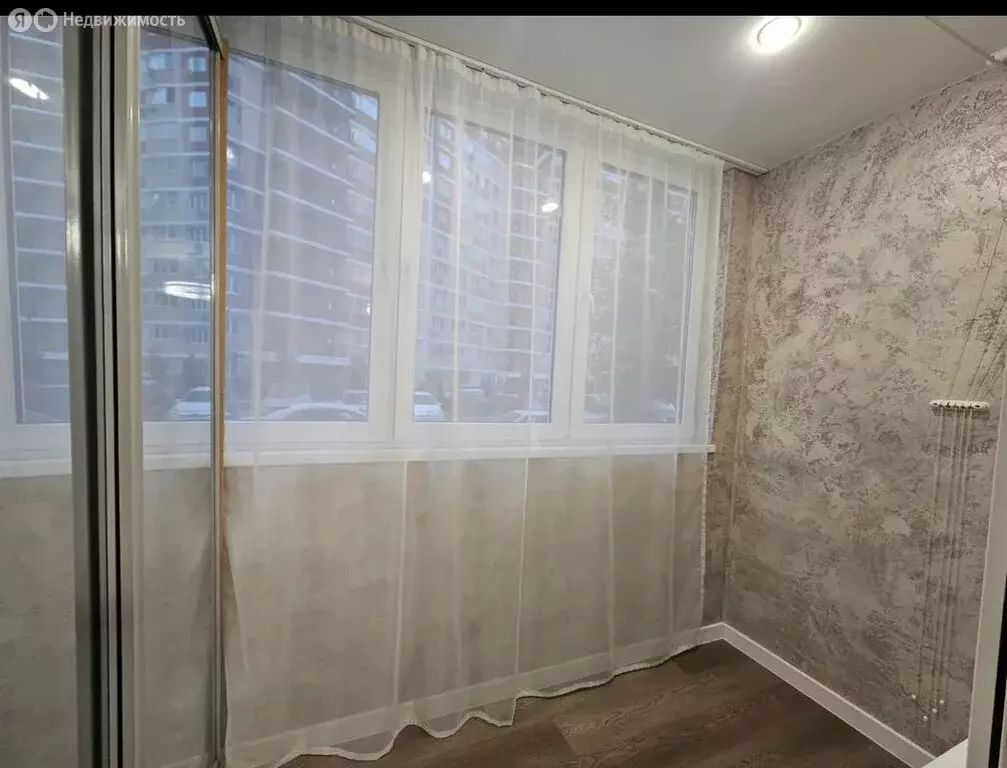 2-комнатная квартира: Краснодар, улица Западный Обход, 45к1 (50 м) - Фото 0