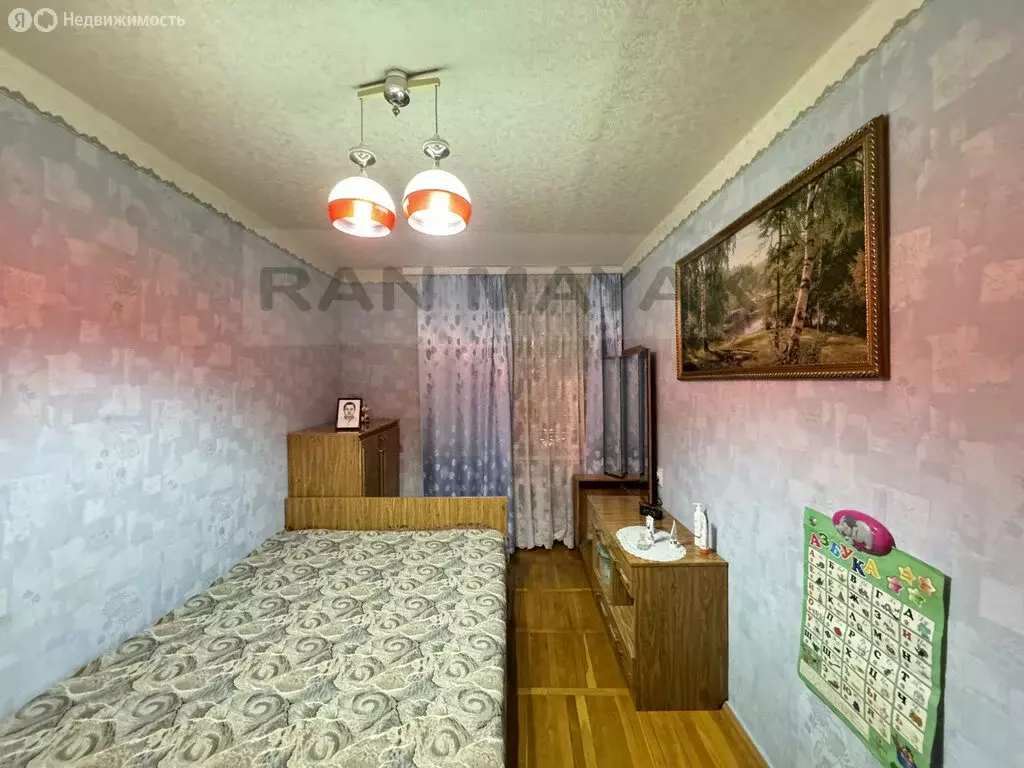 4-комнатная квартира: Майкоп, улица 12 Марта, 142 (72.9 м) - Фото 2