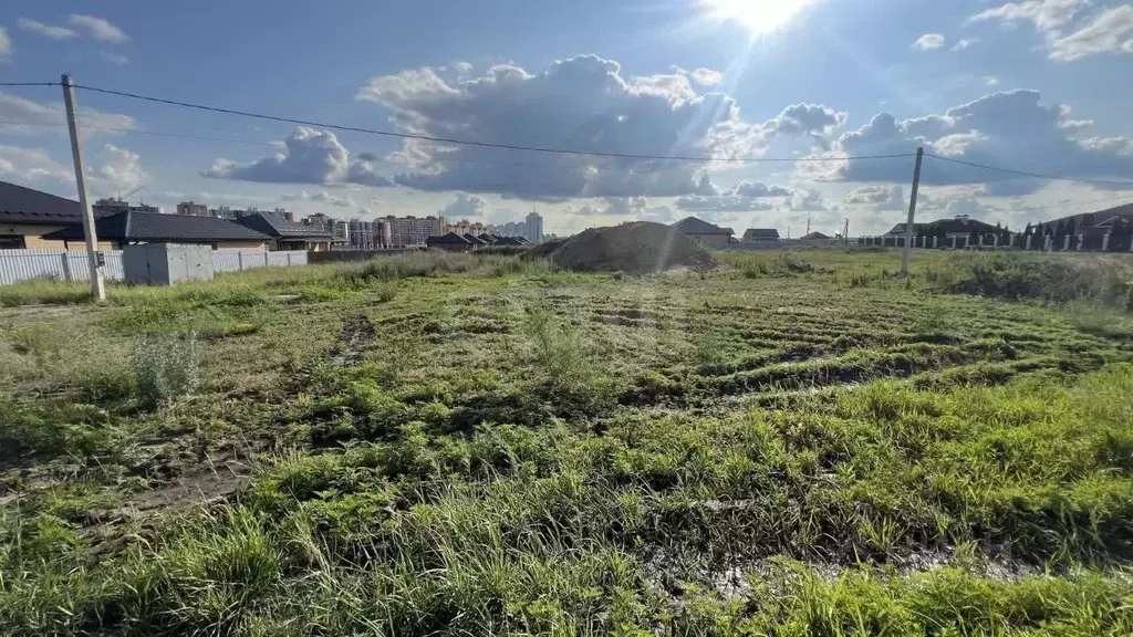 Участок в Белгородская область, Старый Оскол Вишенки мкр,  (15.7 сот.) - Фото 0