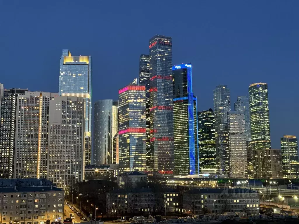 3-к кв. Москва Большая Филевская ул., 3к4 (80.0 м) - Фото 0