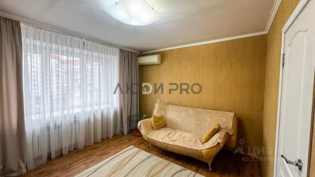 1-к кв. Башкортостан, Уфа ул. Юрия Гагарина, 3 (35.6 м) - Фото 1