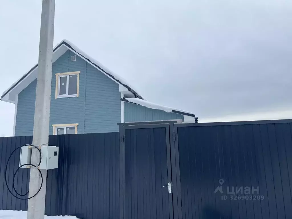 Дом в Свердловская область, Белоярский муниципальный округ, ГусиКлаб ... - Фото 1