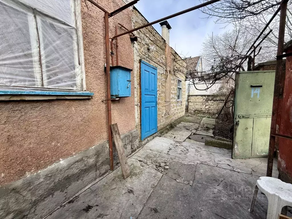 Дом в Крым, Симферополь пер. Лиственный, 72 (50 м) - Фото 2