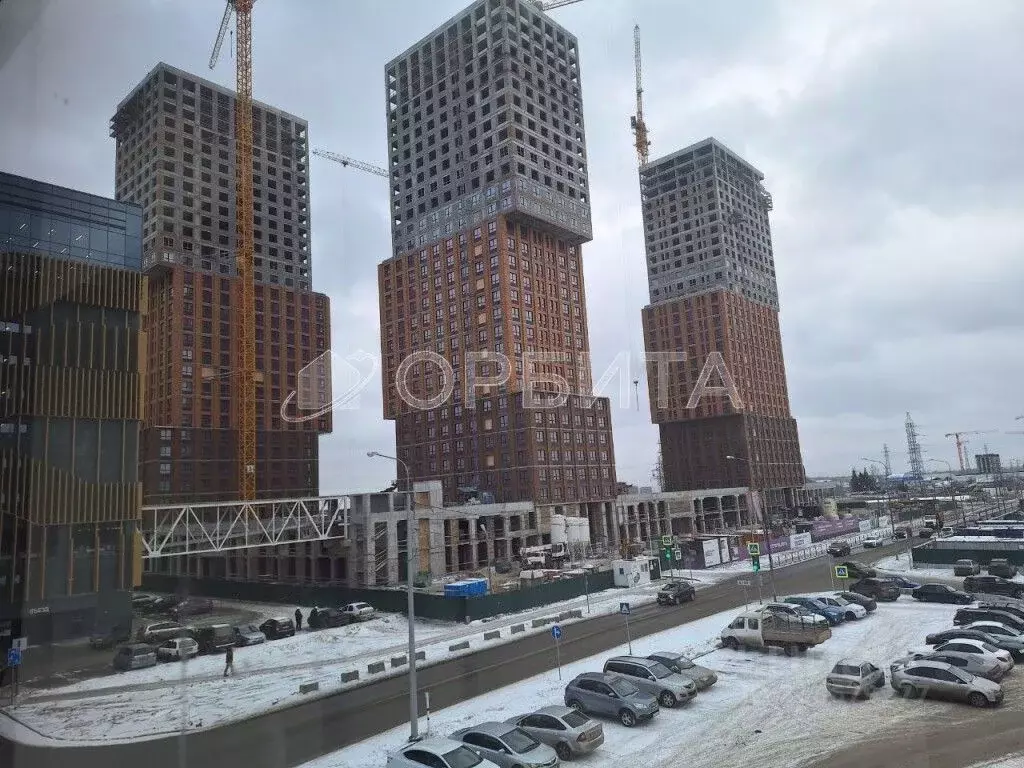 1-к кв. Тюменская область, Тюмень ул. Тимофея Чаркова, 93 (39.0 м) - Фото 0