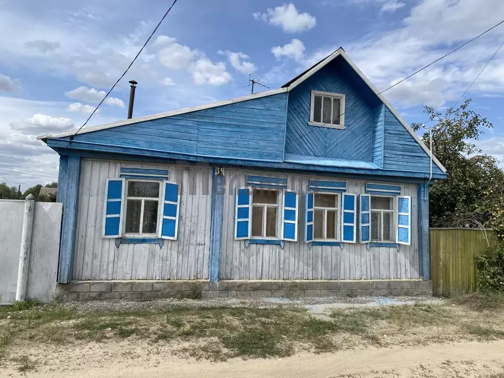 Дом в Волгоградская область, Жирновский район, Медведицкий рп ... - Фото 1