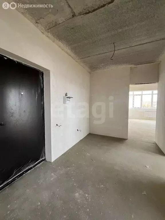 3-комнатная квартира: Владикавказ, улица Куйбышева, 71 (100 м) - Фото 2