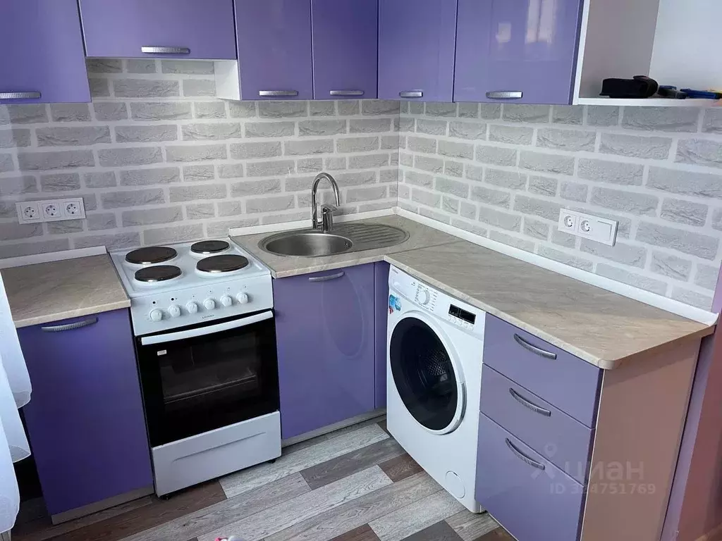 1-к кв. Красноярский край, Красноярск Взлетная ул., 12 (31.0 м) - Фото 1