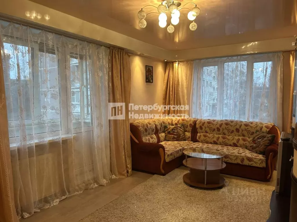 4-к кв. Санкт-Петербург пос. Металлострой, Садовая ул., 16 (73.0 м) - Фото 1