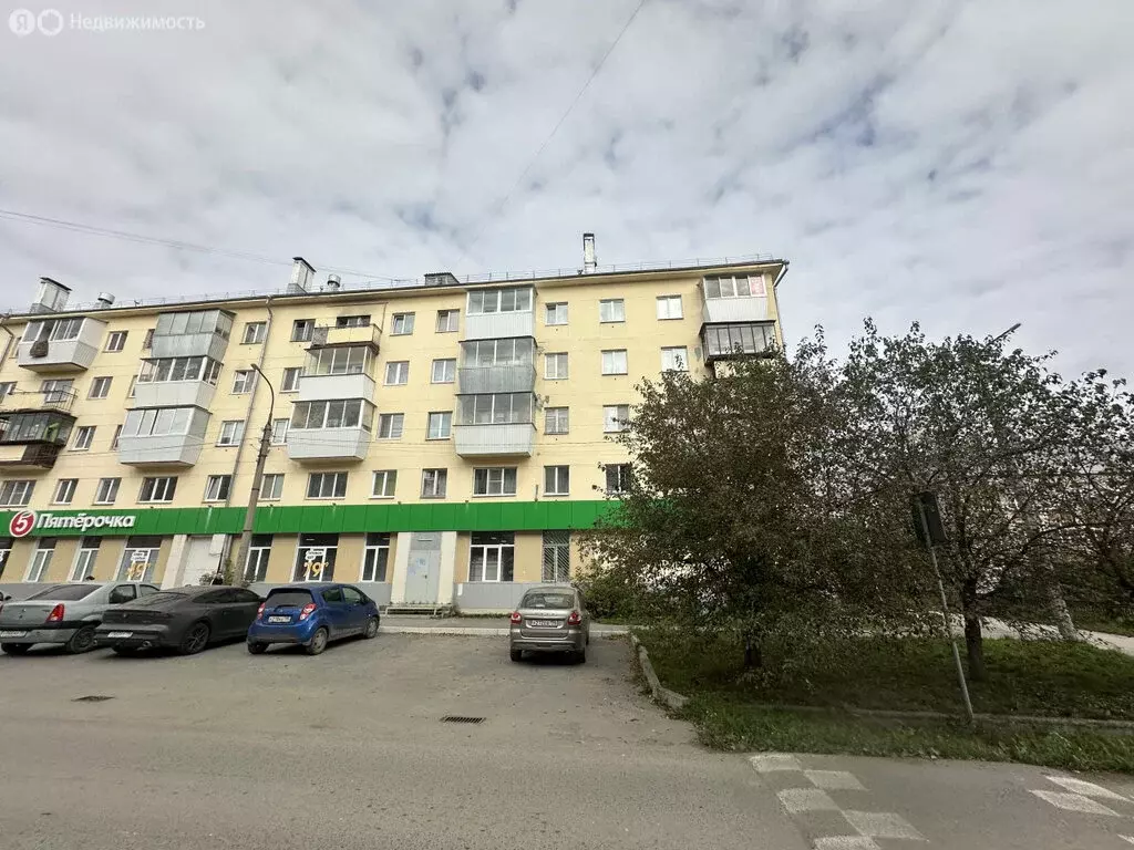 1-комнатная квартира: Сысерть, улица Орджоникидзе, 50 (32.9 м) - Фото 0