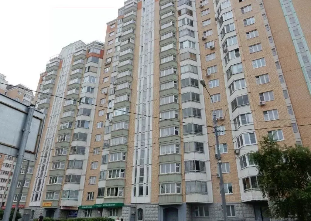 3-к кв. Москва ул. Богданова, 10к2 (80.0 м) - Фото 0