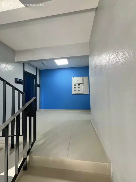 Квартира-студия: посёлок Пригородный, жилой комплекс Белый Остров ... - Фото 2