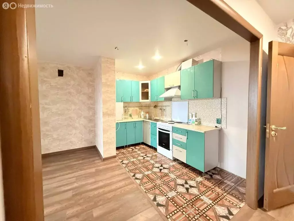 3-комнатная квартира: Воронеж, улица Чапаева, 52А (93 м) - Фото 2