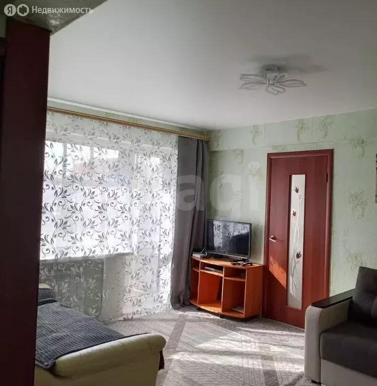 2-комнатная квартира: Омск, микрорайон Городок Нефтяников, улица 50 ... - Фото 1