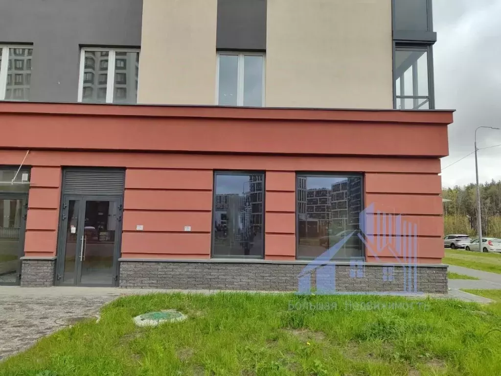 Помещение свободного назначения в Ленинградская область, Мурино ... - Фото 1