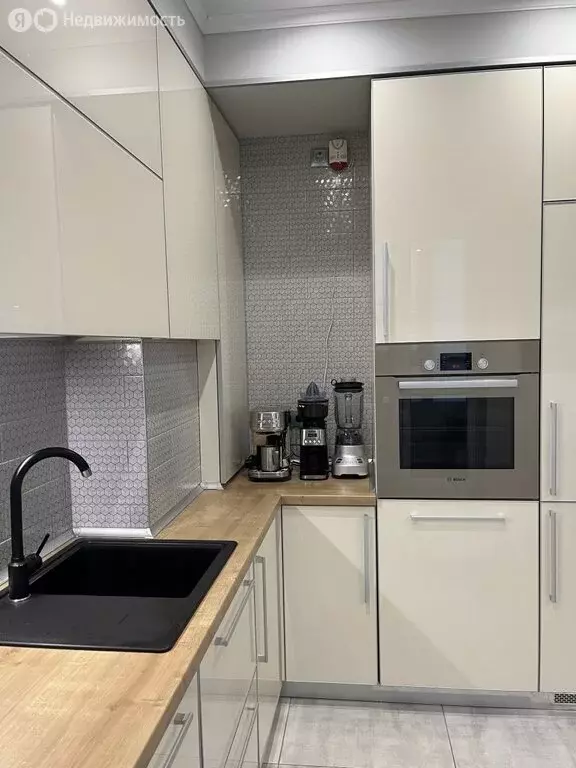 3-комнатная квартира: Гурьевск, Пражский бульвар, 14 (54.54 м) - Фото 2